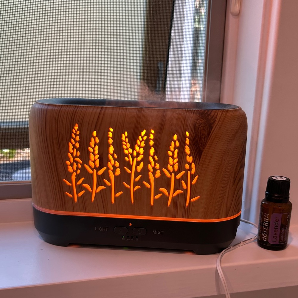Wood Grain Flame Aroma Diffuser NWT